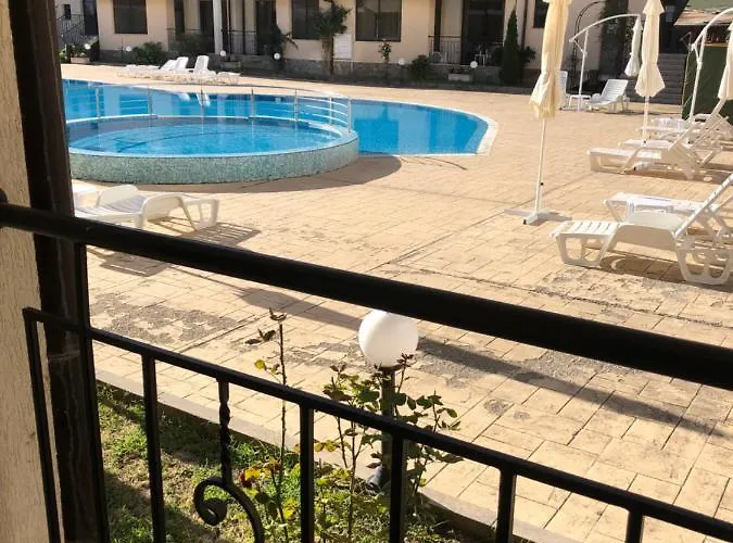 Avalon, C102 Slăntjev Brjag