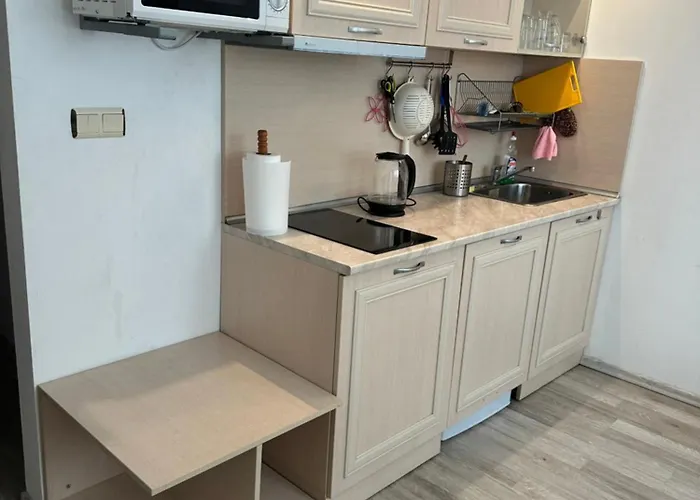 Avalon, C102 * Slăntjev Brjag