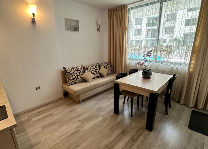 Avalon, C102 Apartment